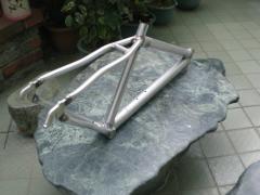 超輕登山腳踏車架