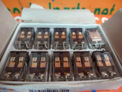 OMRON LY2 Relay 8 Pins, dpdt 2W930
